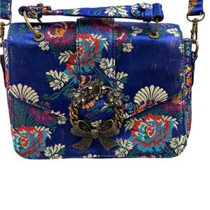 Blue Floral Embroidered Shoulder Bag with Bow Accent